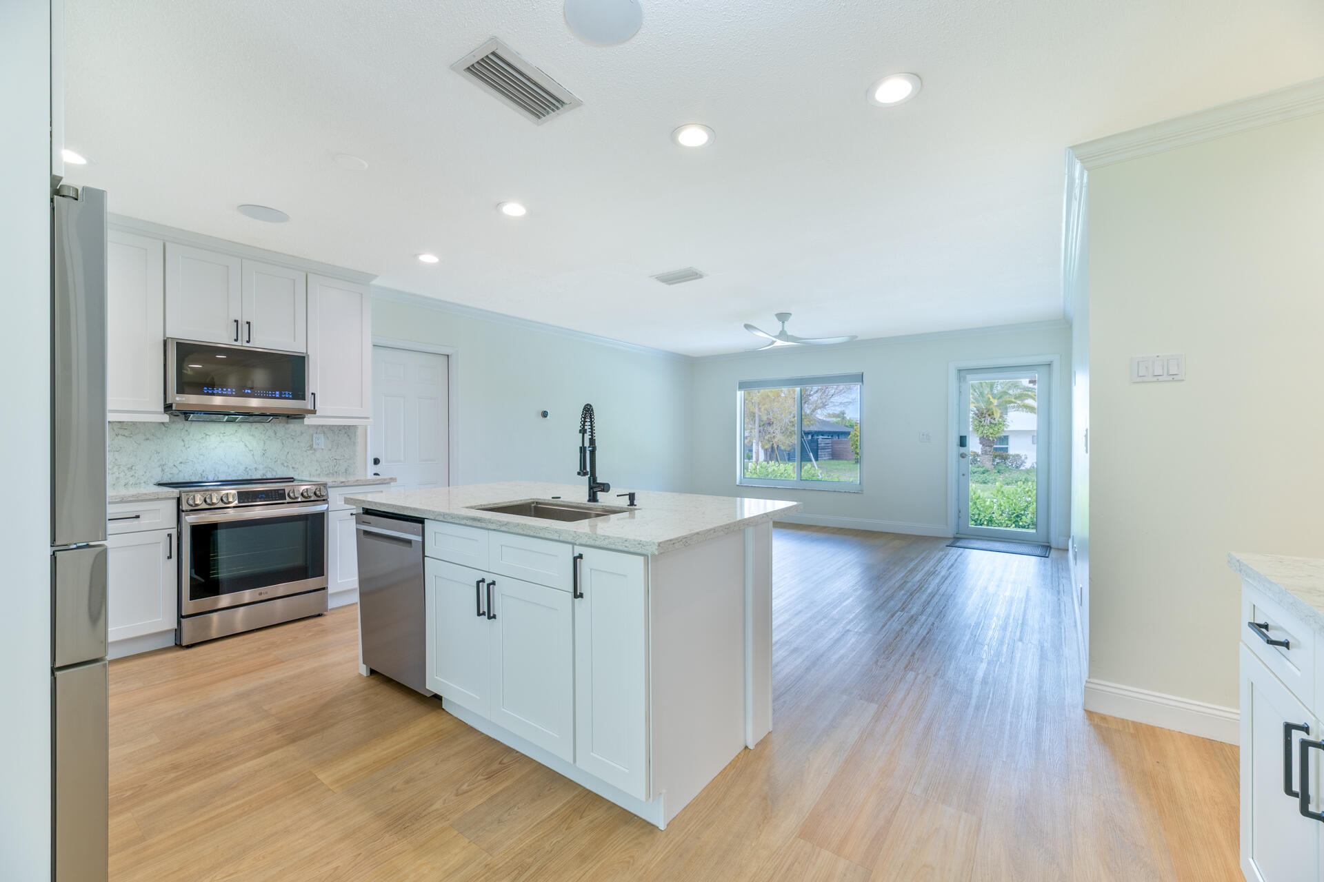 8099 Santa Fe Trail Boca Raton, FL 33487 - Photo 25 of 72 20260415 - 8099 Santa Fe Trail - MR-23