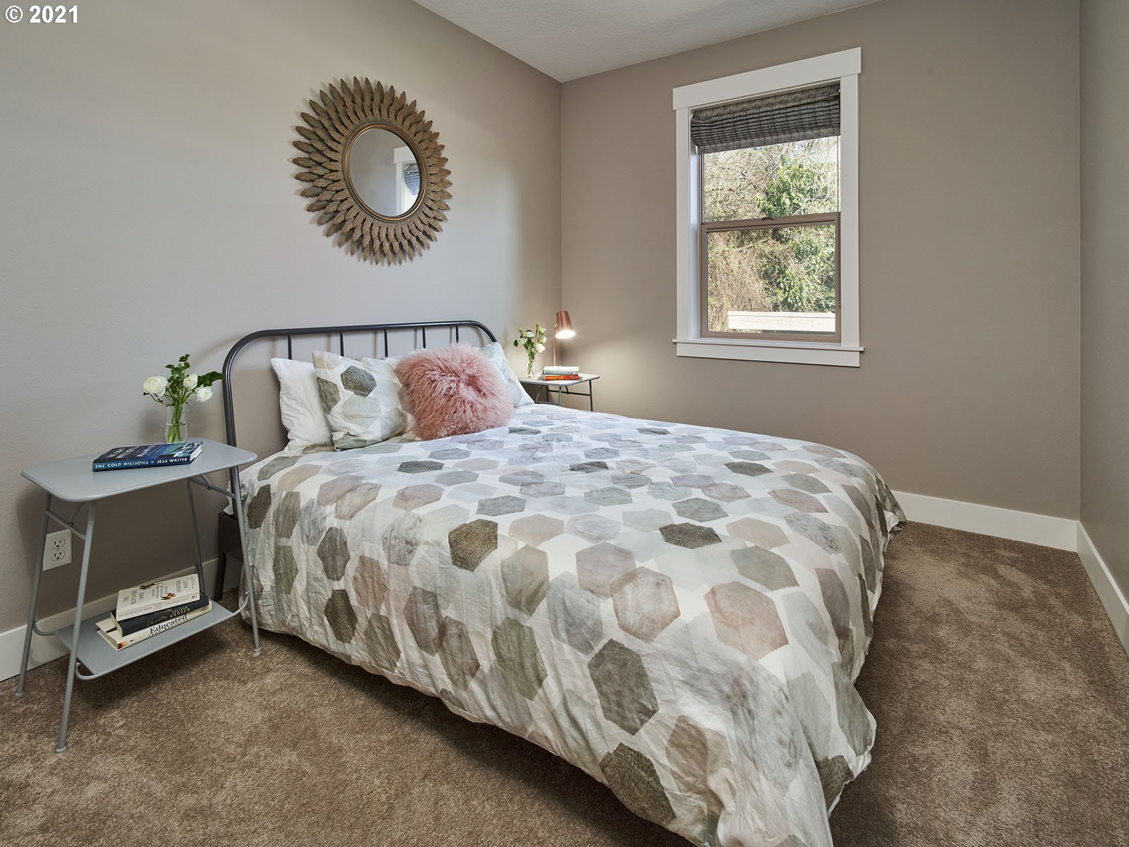 7846 Southwest Capitol Hill Road Portland, OR 97219 - Photo 11 of 19 Gallery Image 11