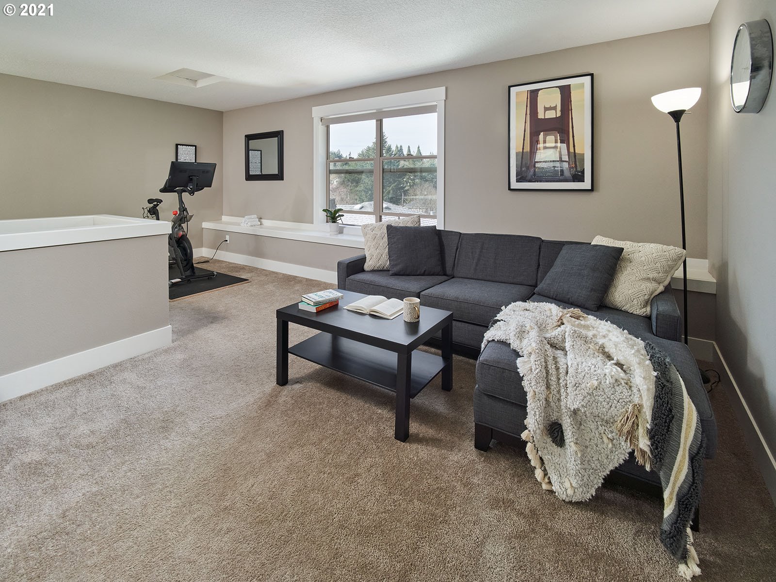 7846 Southwest Capitol Hill Road Portland, OR 97219 - Photo 14 of 19 Gallery Image 14