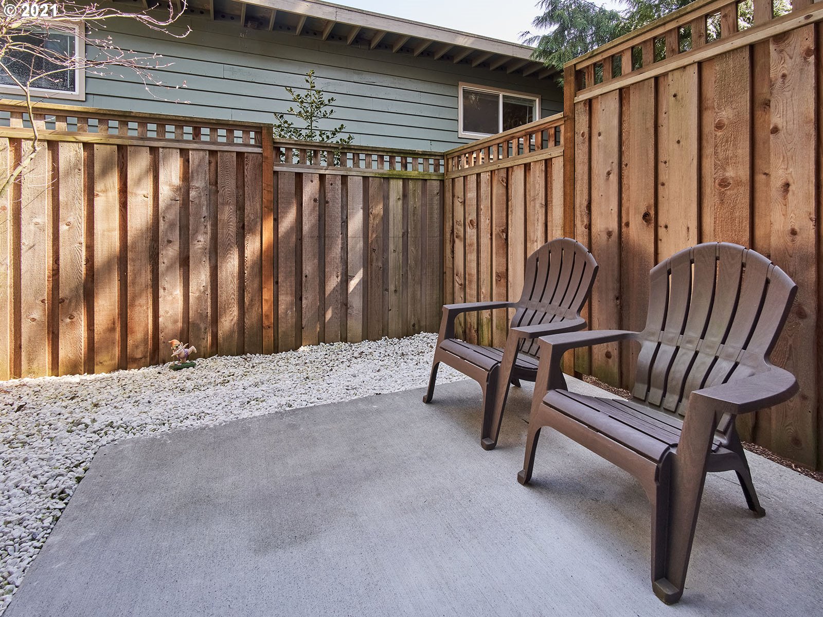 7846 Southwest Capitol Hill Road Portland, OR 97219 - Photo 16 of 19 Gallery Image 16