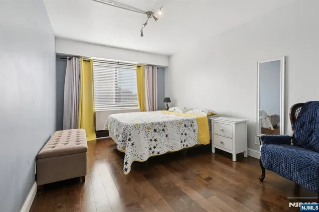 $489,000 | 150 Overlook Avenue, Unit 7F, Hackensack, NJ 07601