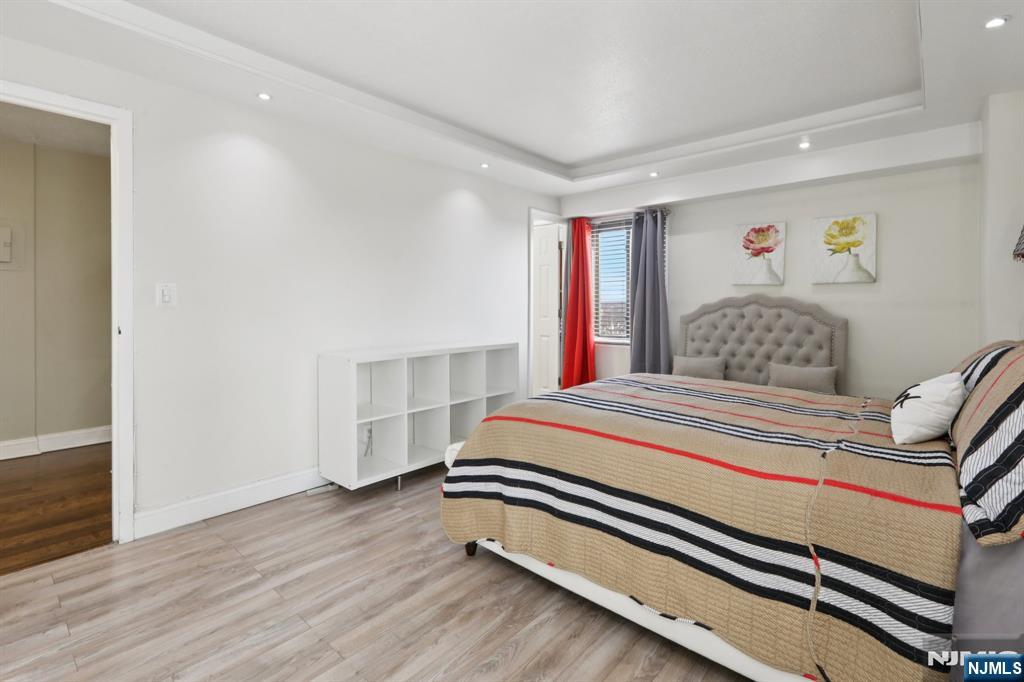 150 Overlook Avenue, Unit 7F Hackensack, NJ 07601 - Photo 23 of 32