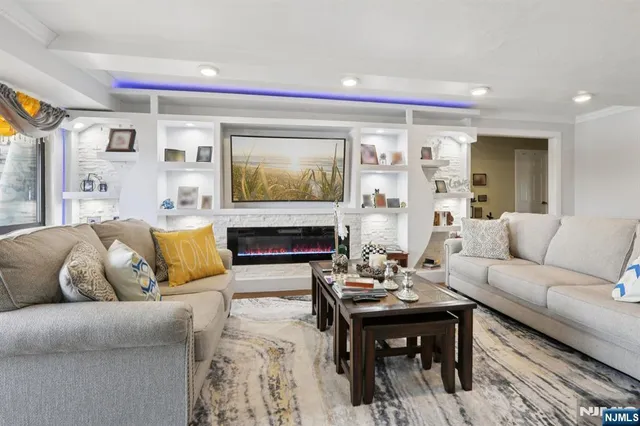 $489,000 | 150 Overlook Avenue, Unit 7F, Hackensack, NJ 07601