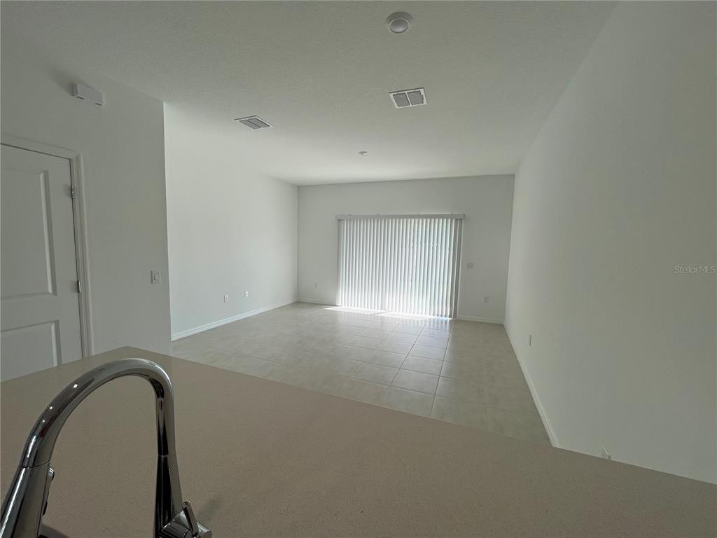 2995 Skyline Loop Kissimmee, FL 34758 - Photo 11 of 46