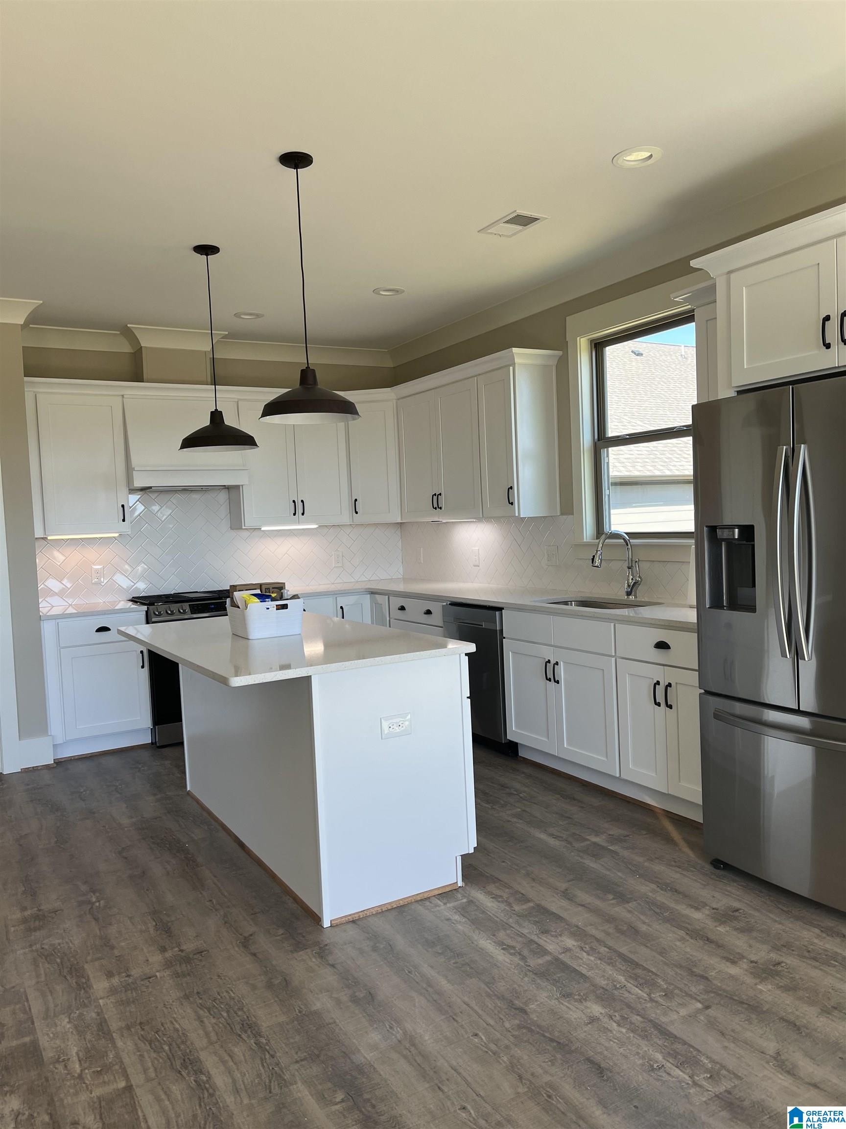 5365 South Shades Crest Road Helena, AL 35022 - Photo 8 of 17