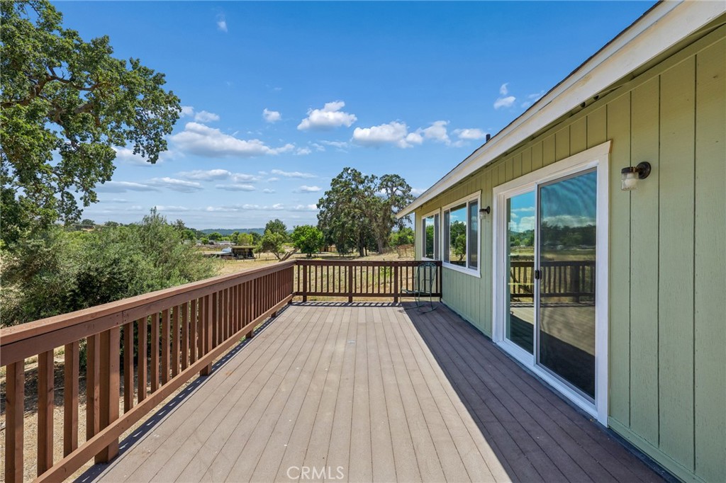 335 Phillips Templeton, CA 93465 - Photo 22 of 35