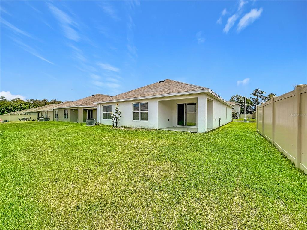 6698 Southeast 3rd Loop Ocala, FL 34472 - Photo 8 of 43