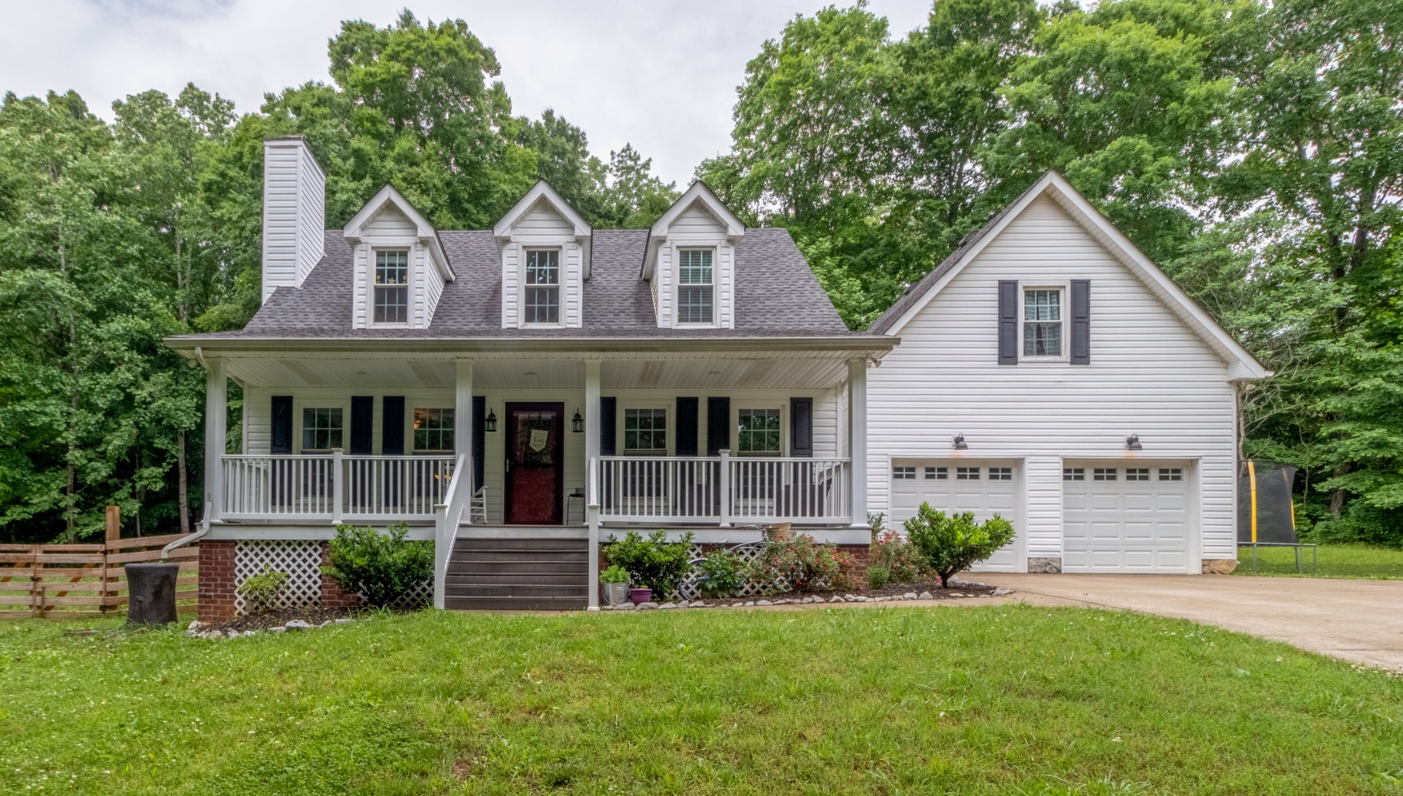 491 Harper Road Clarksville, TN 37043 - Photo 1 of 33 a front view of house with yard and green space