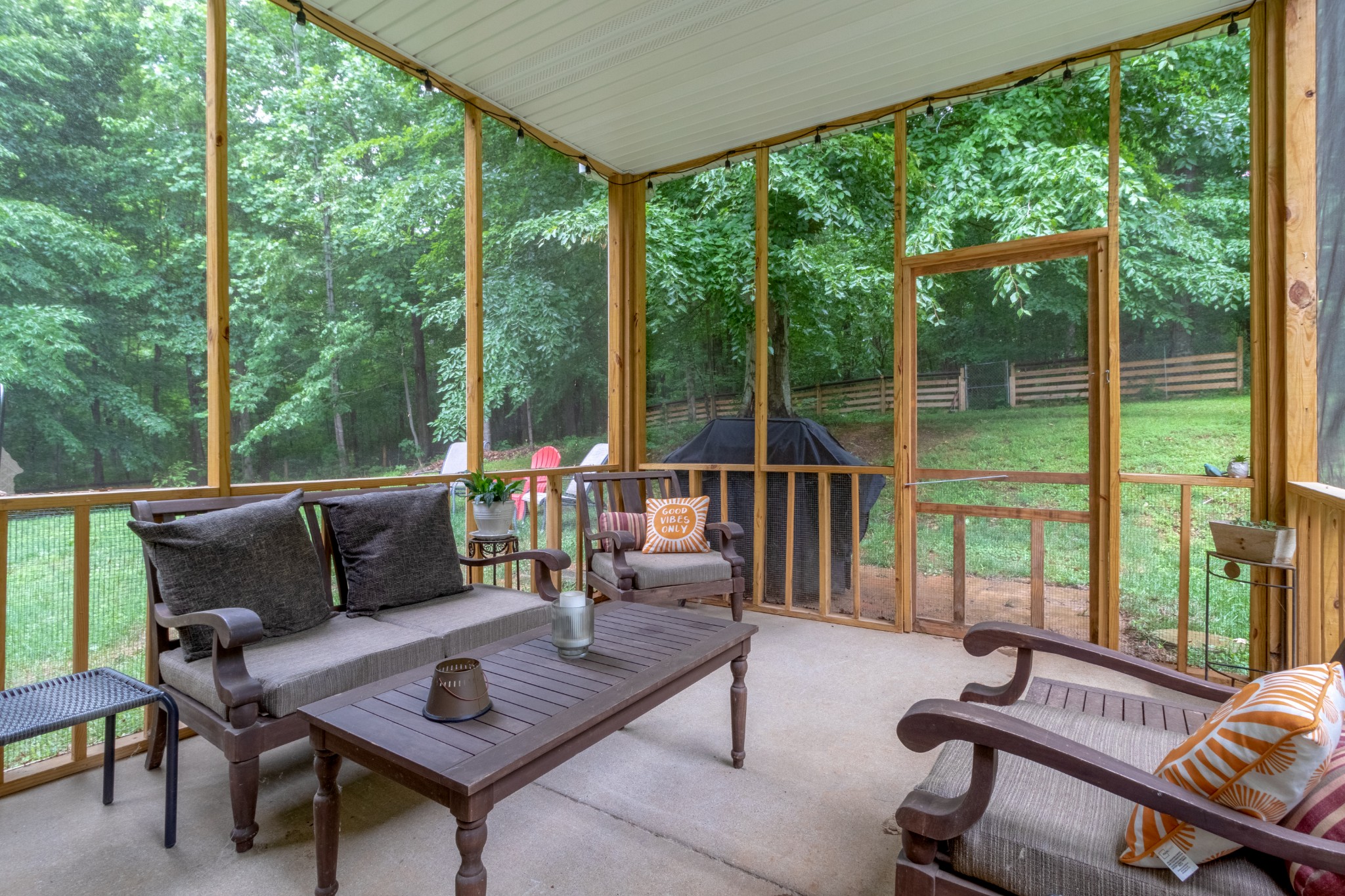 491 Harper Road Clarksville, TN 37043 - Photo 4 of 33
