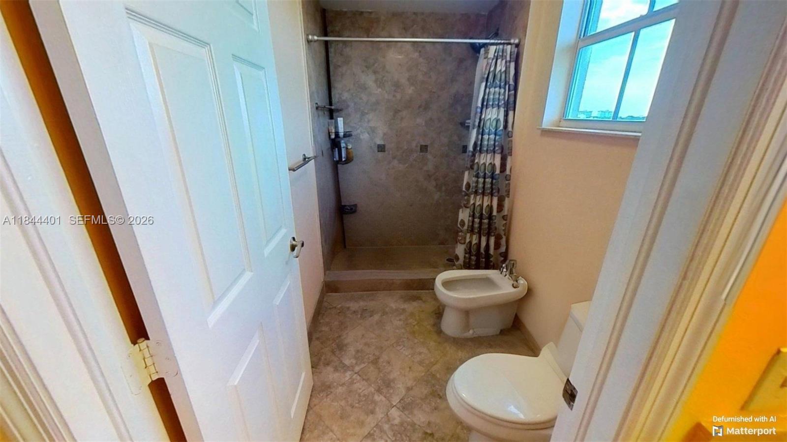 2425 Southwest 27th Avenue, Unit 701 Miami, FL 33145 - Photo 24 of 49 Primary Bathroom