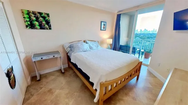 $527,000 | 2425 Southwest 27th Avenue, Unit 701, Miami, FL 33145