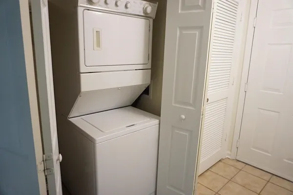 $224,000 | 420 South Villa San Marco Drive, Unit 304, St. Augustine, FL 32086