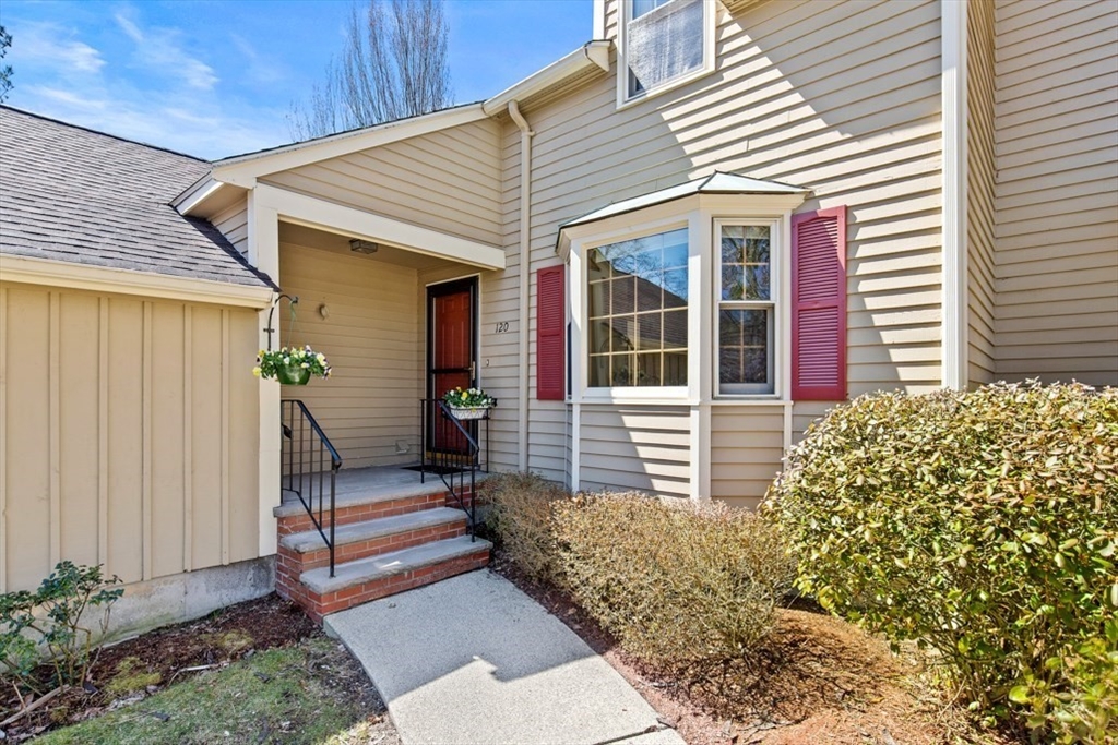 120 Village Post Road, Unit 120 Danvers, MA 01923 - Photo 2 of 35