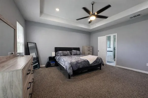 $399,000 | 211 Kelly Lane, Seven Points, TX 75143