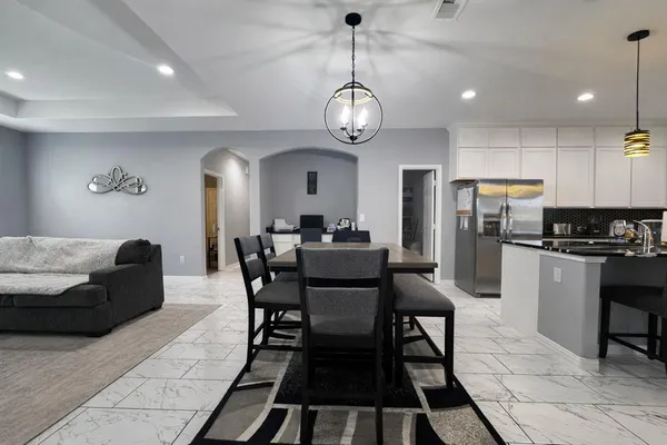 $399,000 | 211 Kelly Lane, Seven Points, TX 75143