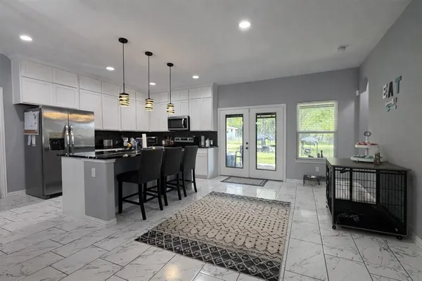 $399,000 | 211 Kelly Lane, Seven Points, TX 75143