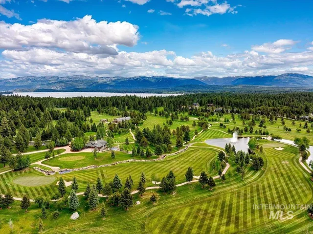 $995,000 | 3654-3658 Annie Pond Court, McCall, ID 83638