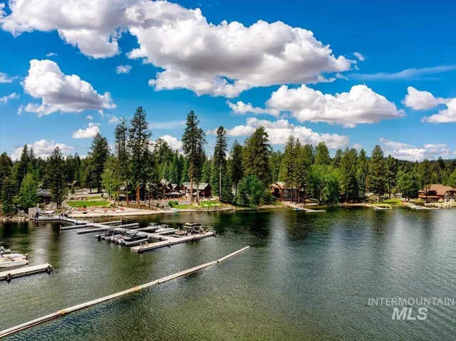 $995,000 | 3654-3658 Annie Pond Court, McCall, ID 83638