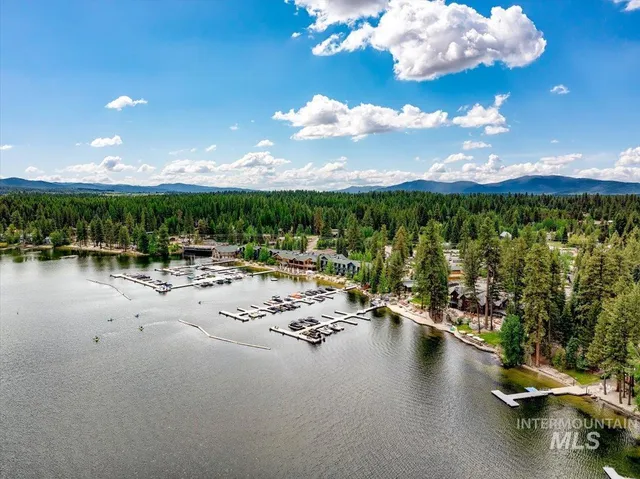 $995,000 | 3654-3658 Annie Pond Court, McCall, ID 83638