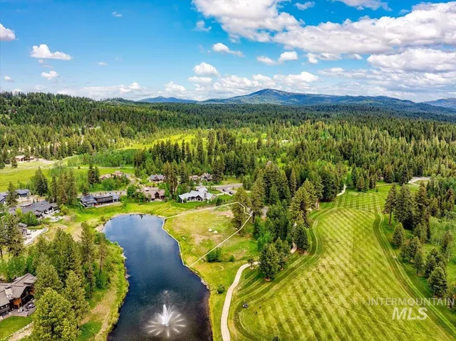 $995,000 | 3654-3658 Annie Pond Court, McCall, ID 83638