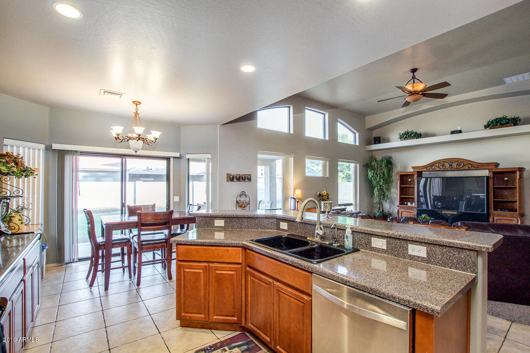 3659 East Del Rio Street Gilbert, AZ 85295 - Photo 17 of 40 17-Del Rio