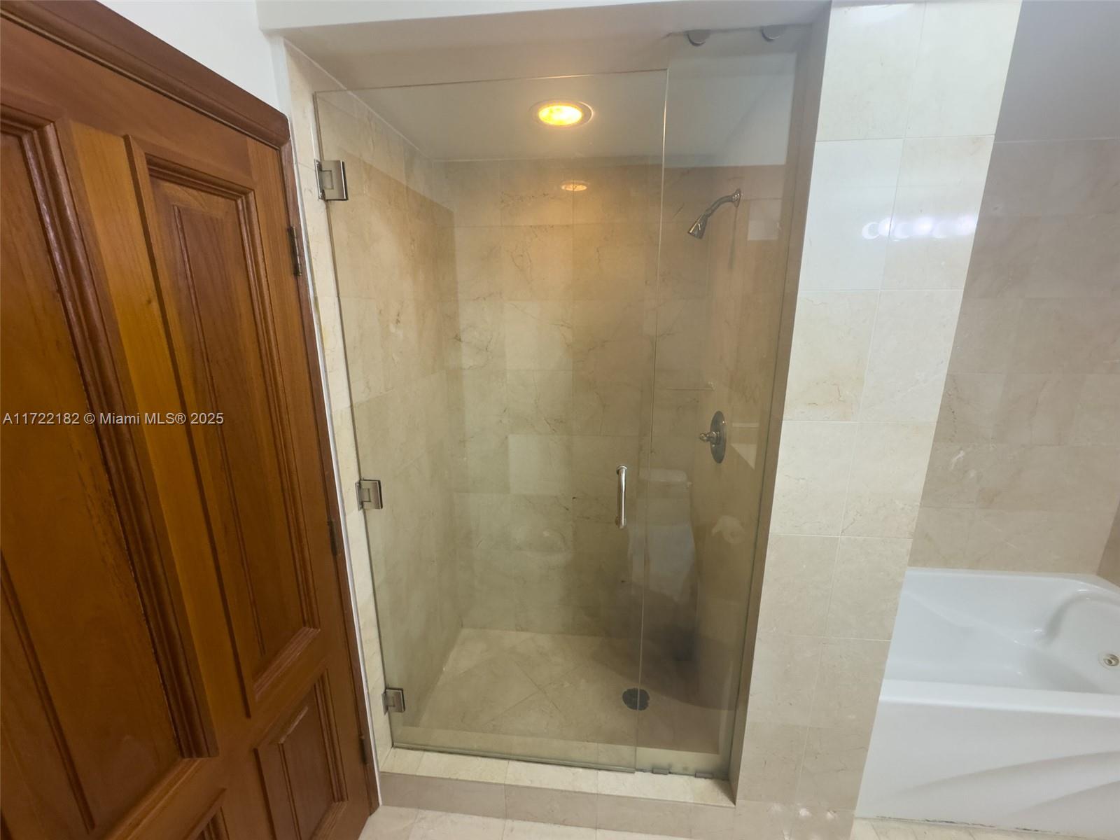 6365 Collins Avenue, Unit 1506 Miami Beach, FL 33141 - Photo 11 of 27