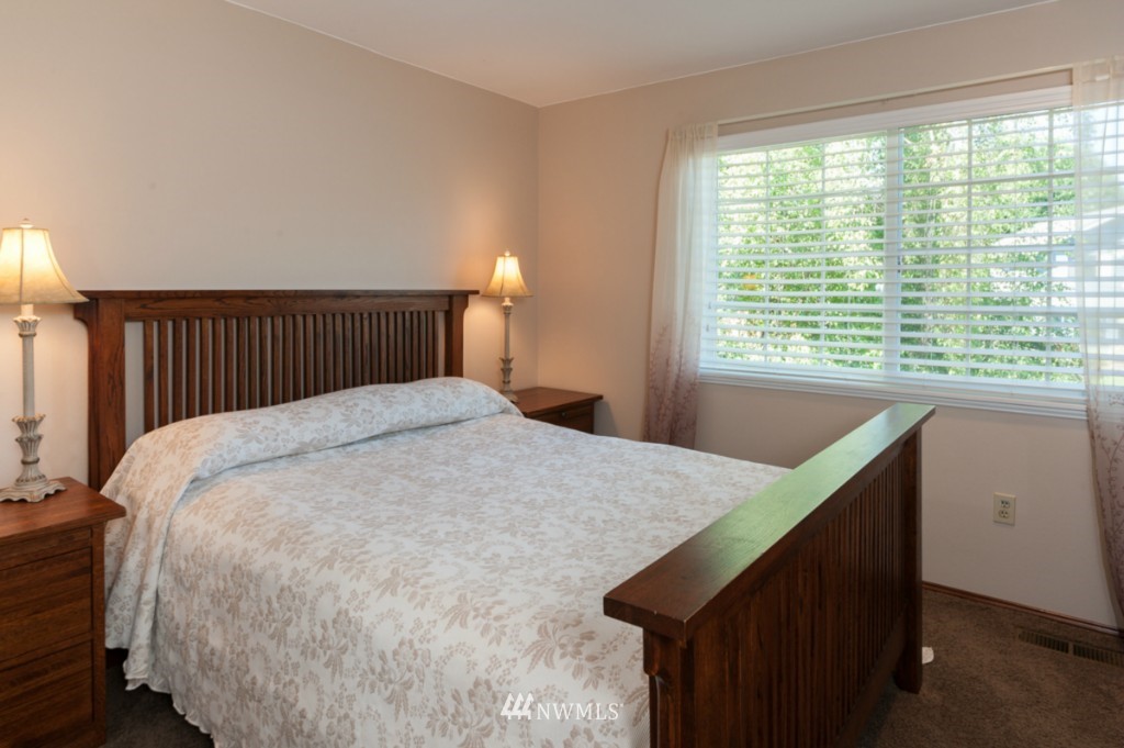 2526 183rd Street Southeast Bothell, WA 98012 - Photo 12 of 18 Gallery Image 12