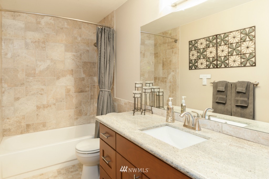 2526 183rd Street Southeast Bothell, WA 98012 - Photo 13 of 18 Gallery Image 13