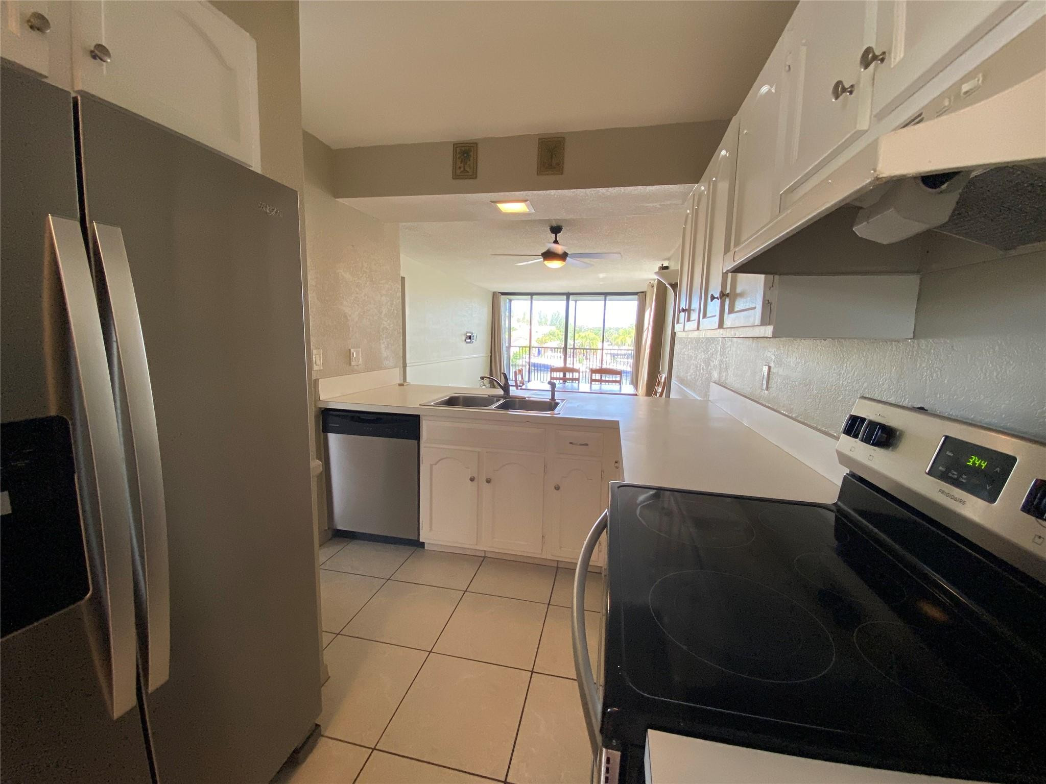 14 Royal Palm Way, Unit 206 Boca Raton, FL 33432 - Photo 14 of 38 Photo 14