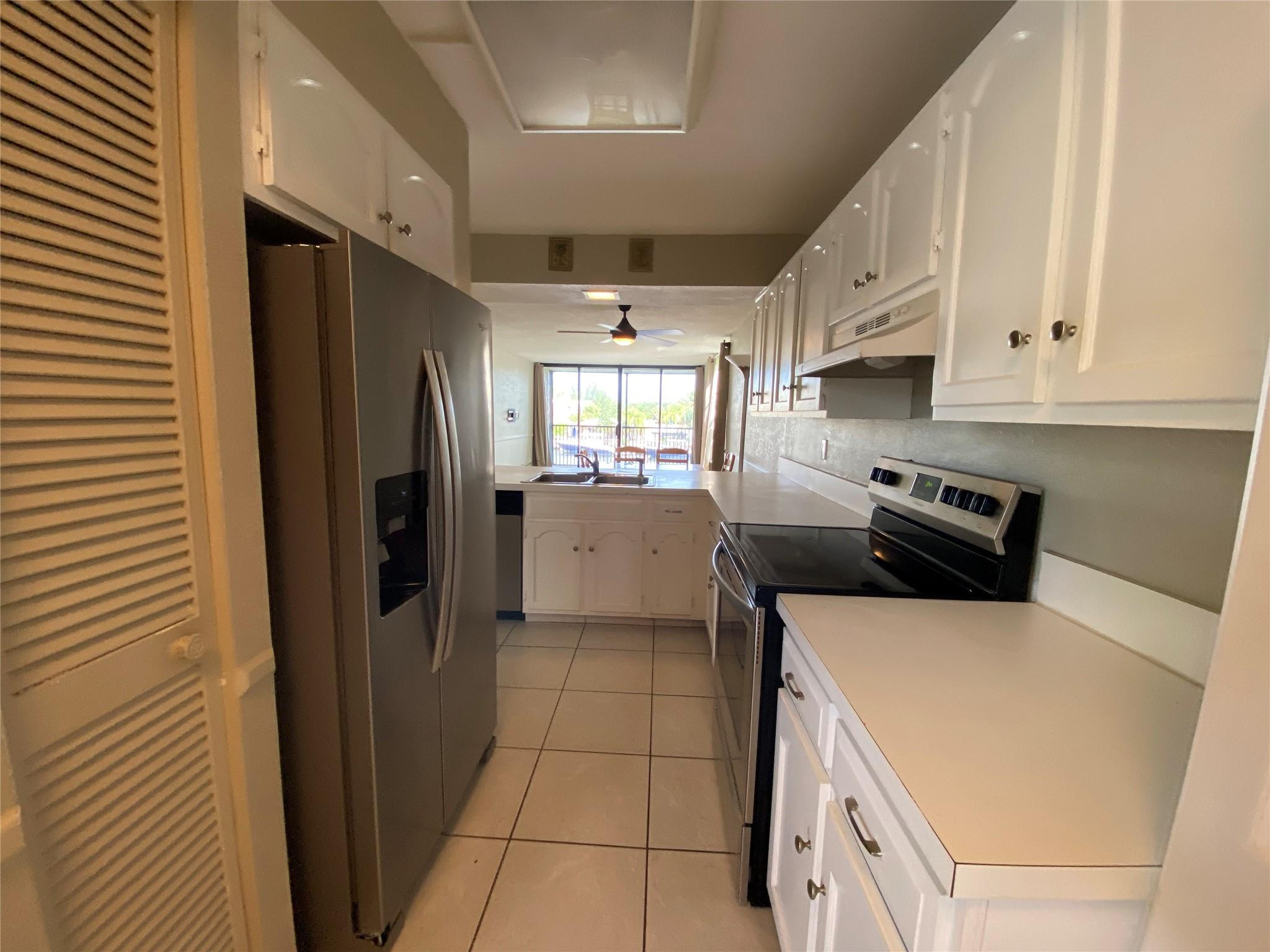 14 Royal Palm Way, Unit 206 Boca Raton, FL 33432 - Photo 15 of 38 Photo 15