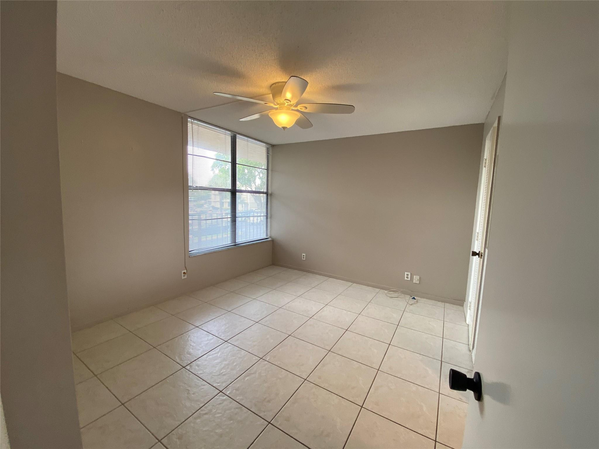14 Royal Palm Way, Unit 206 Boca Raton, FL 33432 - Photo 31 of 38 Photo 31