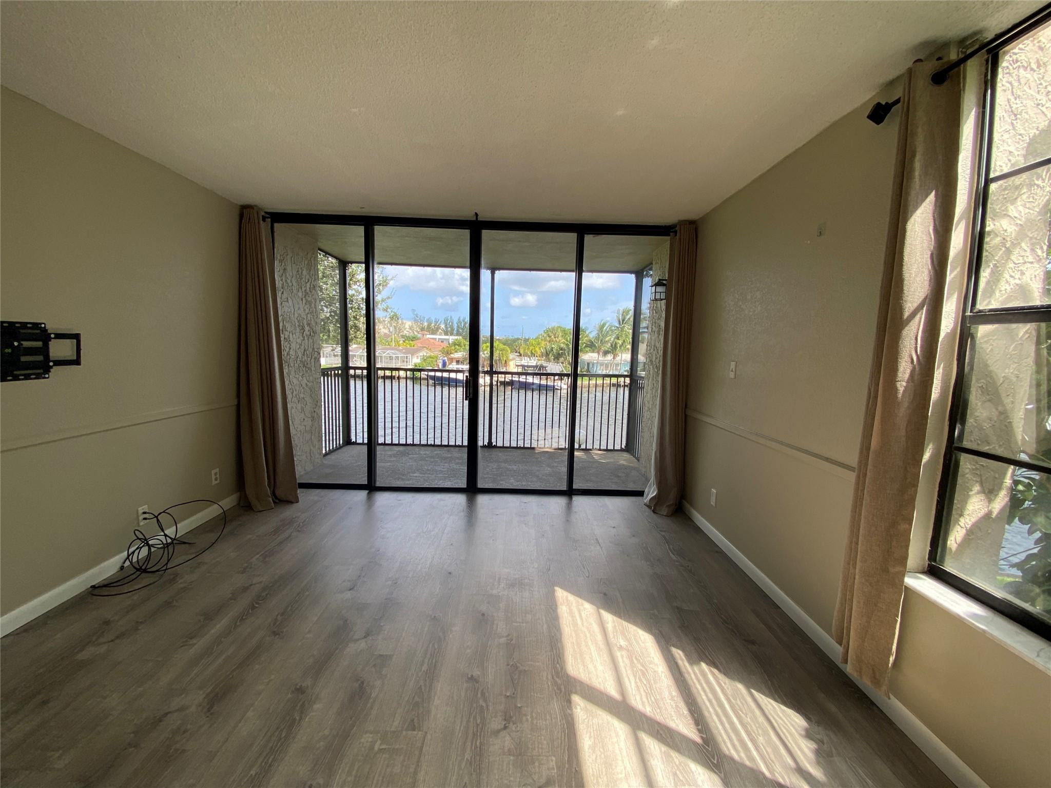 14 Royal Palm Way, Unit 206 Boca Raton, FL 33432 - Photo 6 of 38 Photo 6