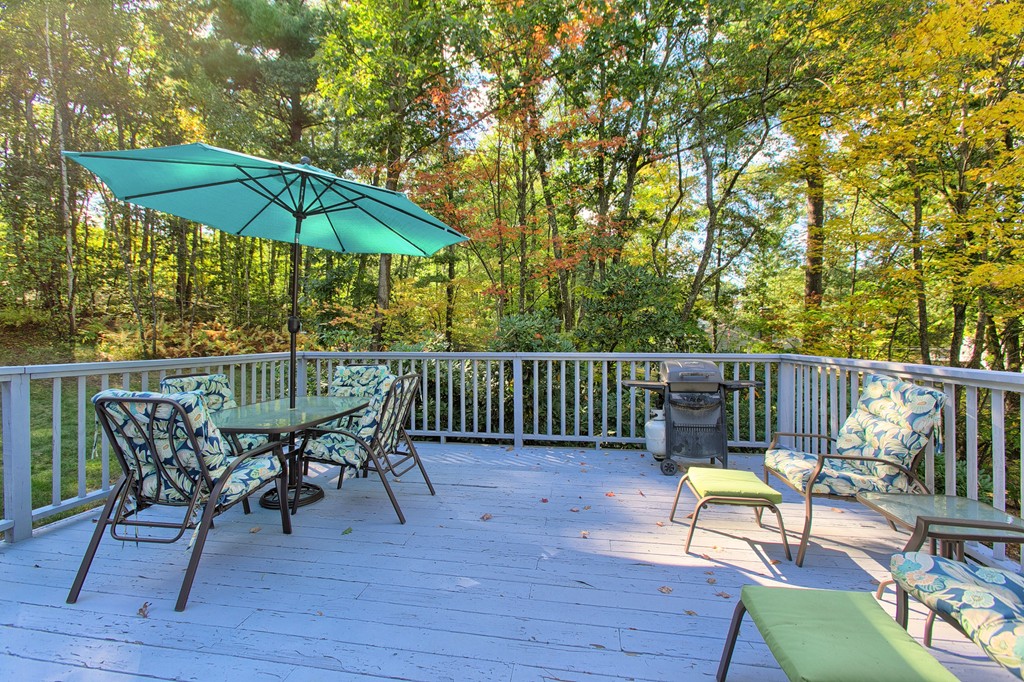 165 Salem Road Billerica, MA 01821 - Photo 3 of 28
