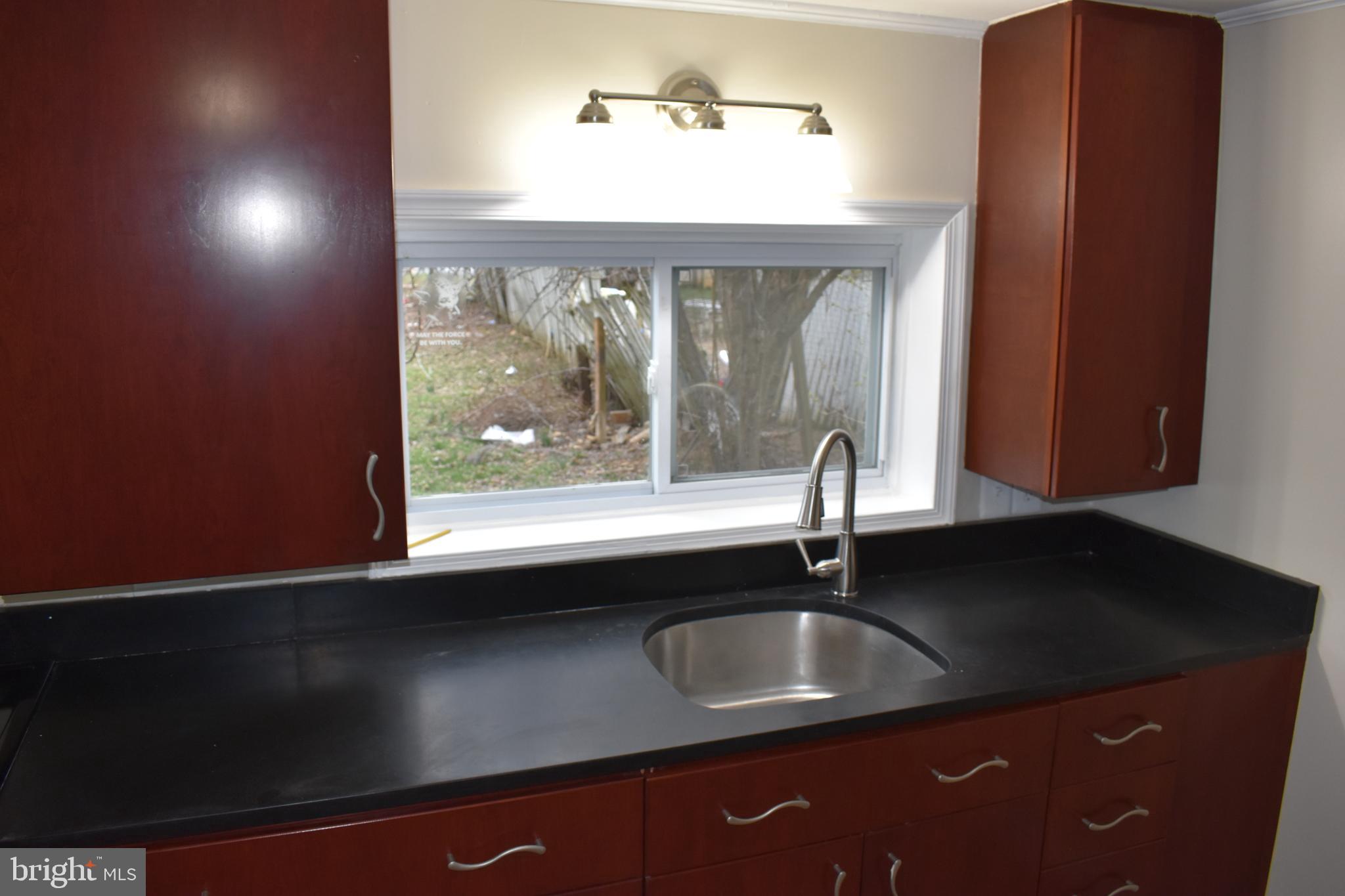 411 North Preston Street Ranson, WV 25438 - Photo 15 of 40