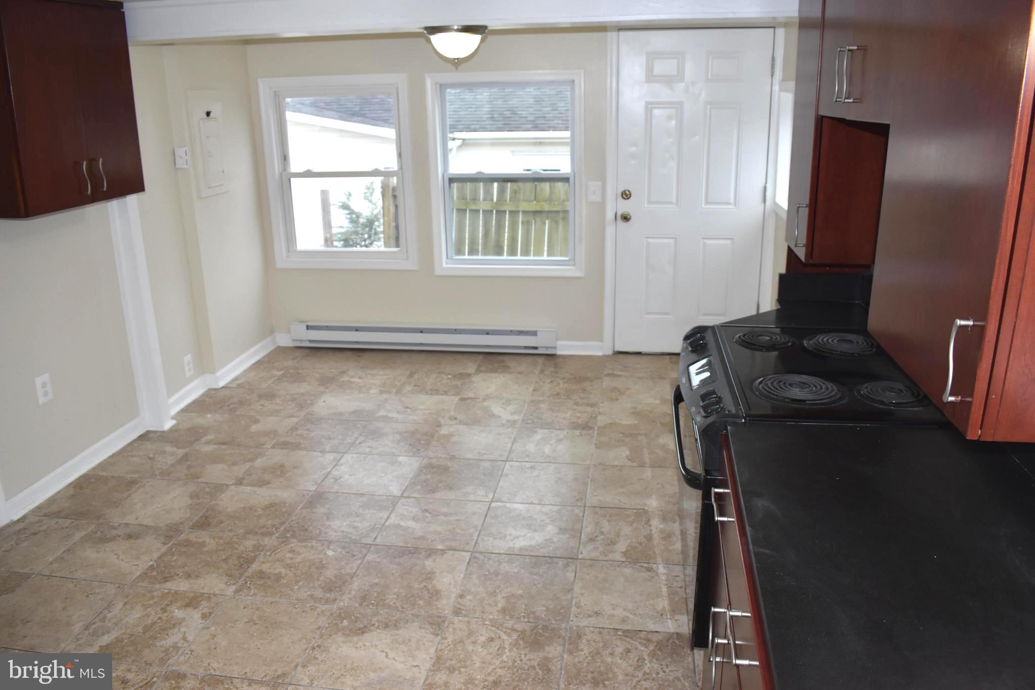 411 North Preston Street Ranson, WV 25438 - Photo 17 of 40