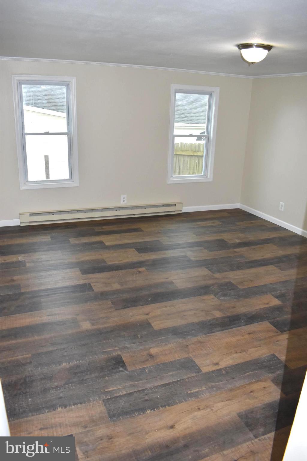 411 North Preston Street Ranson, WV 25438 - Photo 7 of 40
