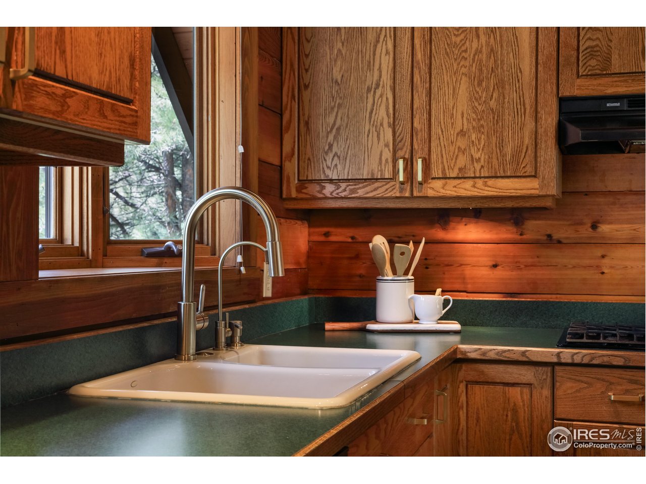 604 Bow Mountain Road Boulder, CO 80304 - Photo 13 of 40 Gallery Image 13