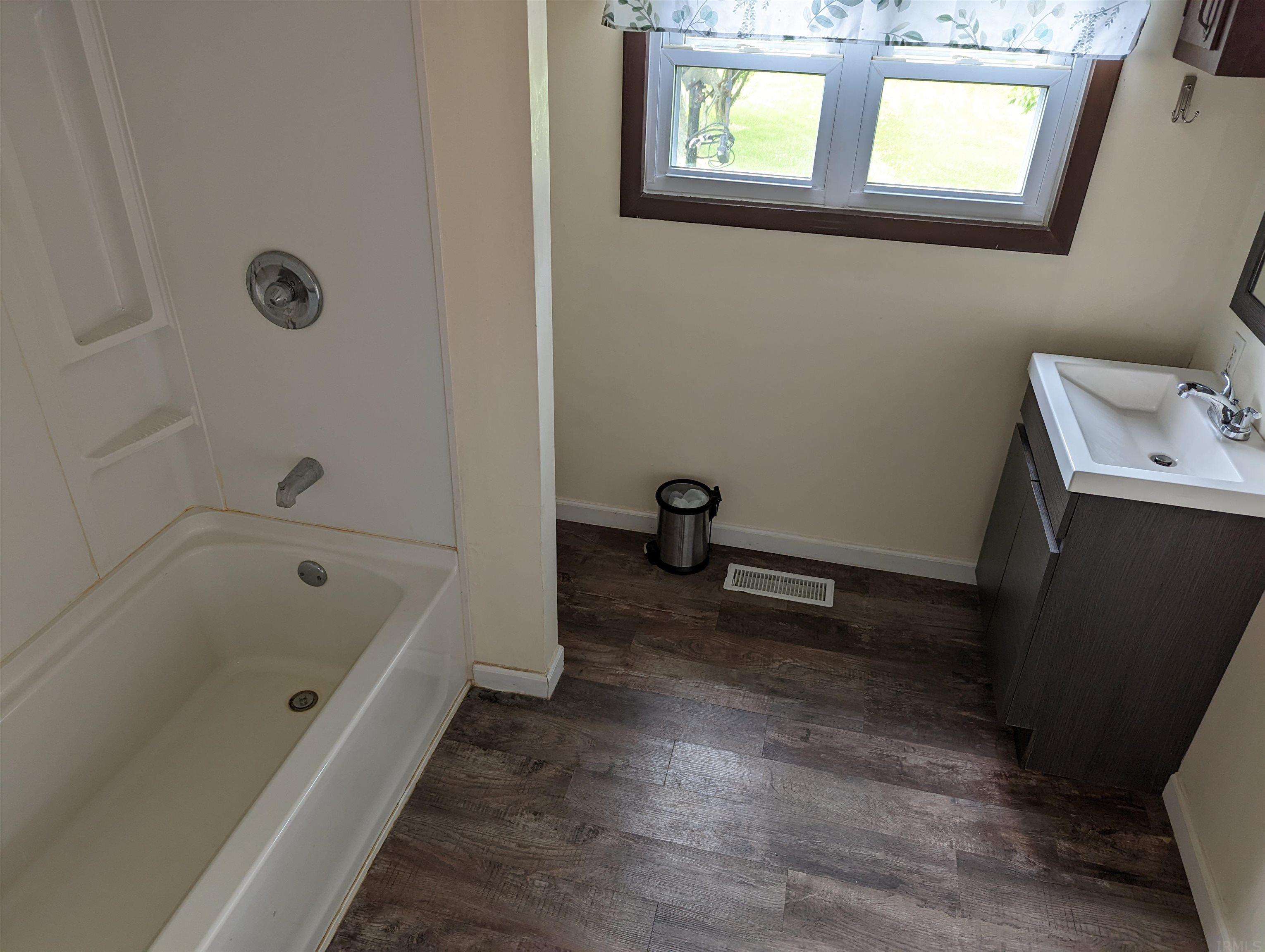 11416 North Scott Road Oaktown, IN 47561 - Photo 15 of 19 Gallery Image 15