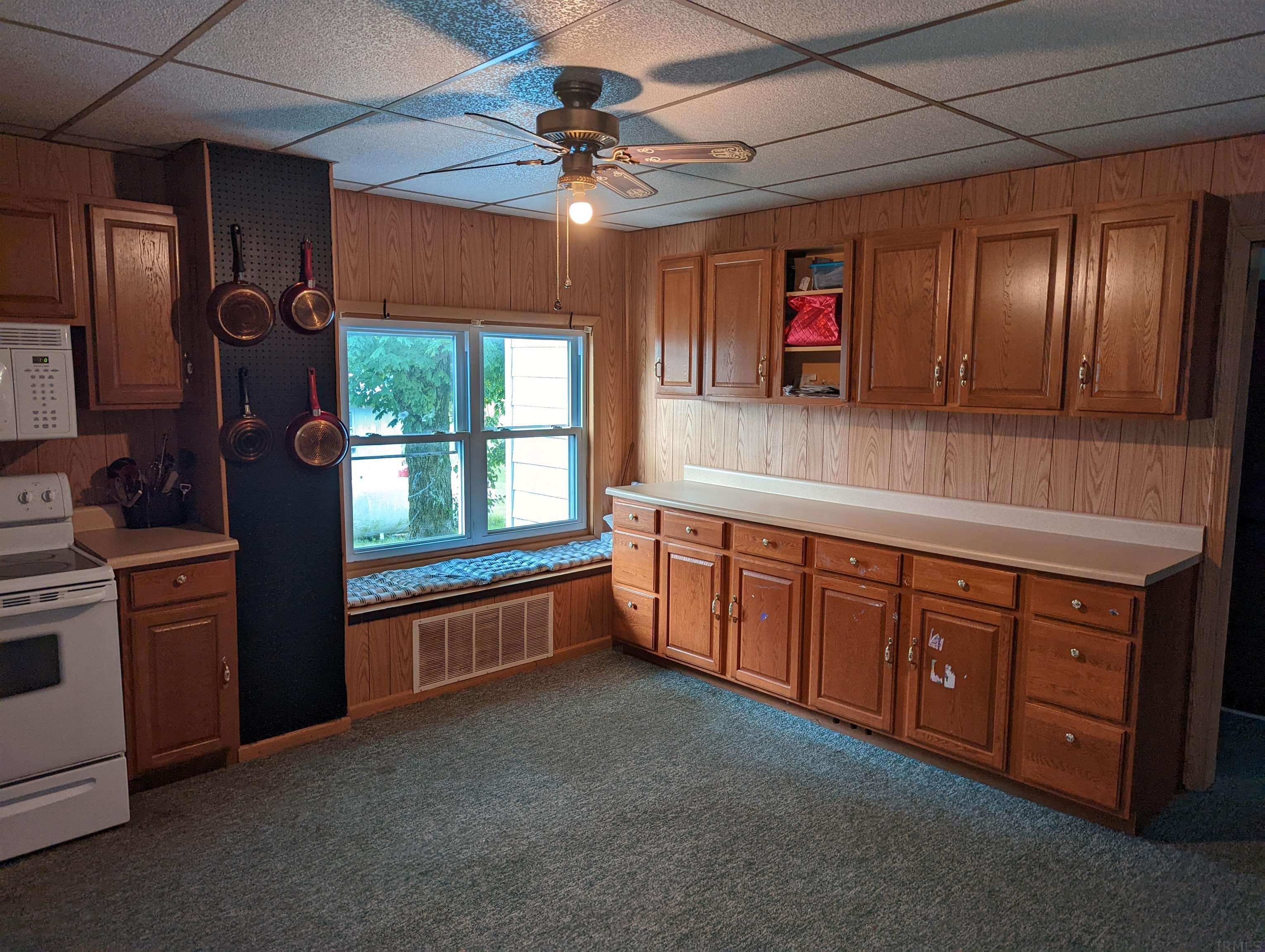 11416 North Scott Road Oaktown, IN 47561 - Photo 8 of 19 Gallery Image 8