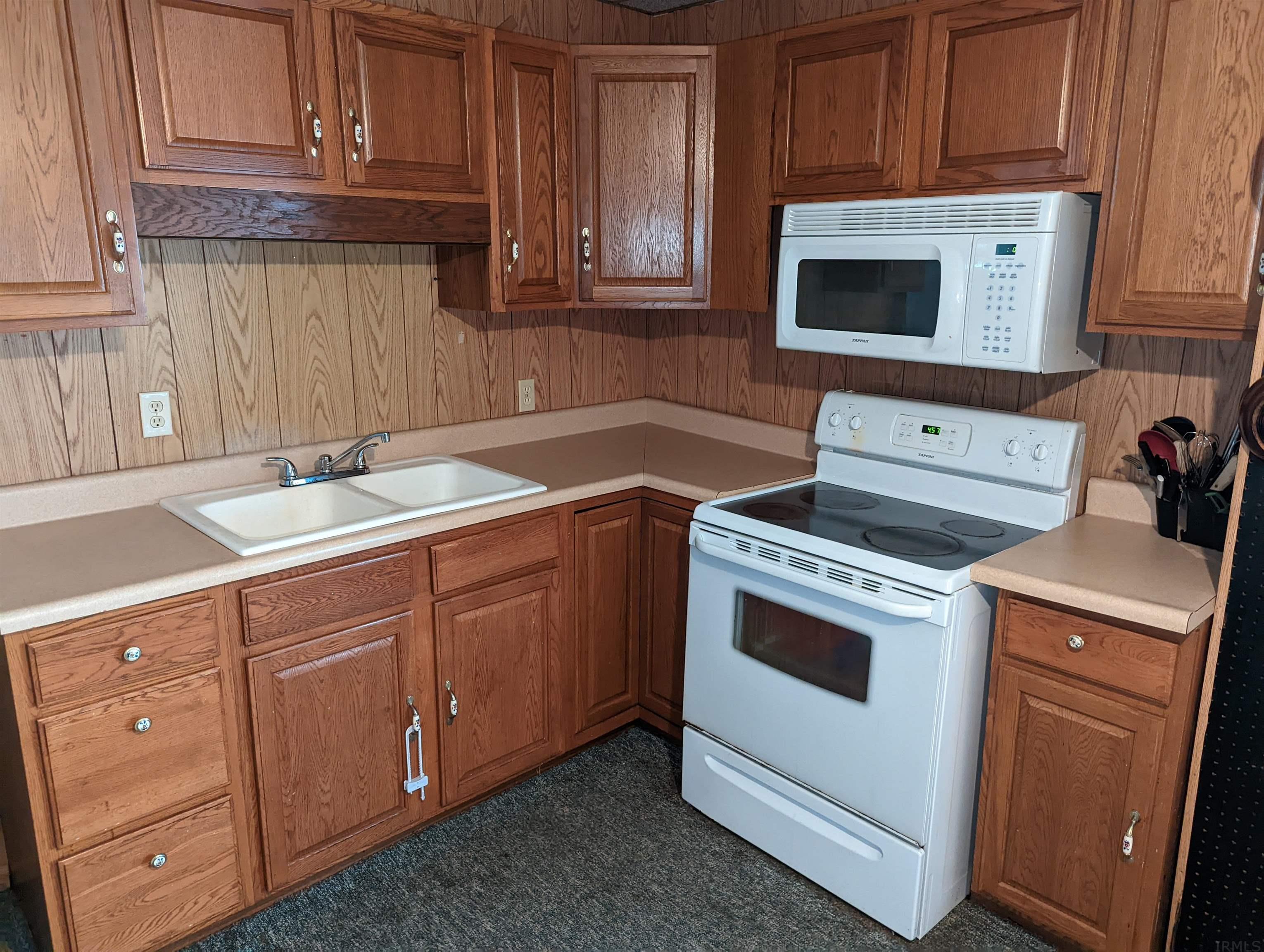 11416 North Scott Road Oaktown, IN 47561 - Photo 9 of 19 Gallery Image 9