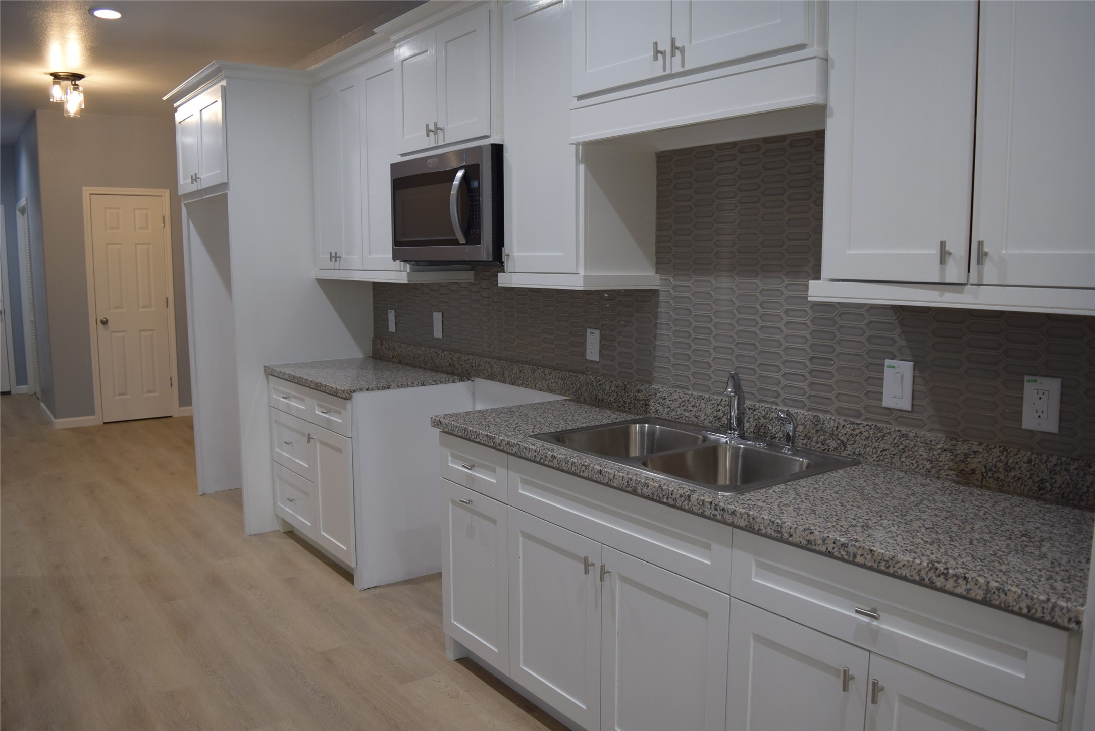 331 Tite, Unit A Houston, TX 77029 - Photo 9 of 30