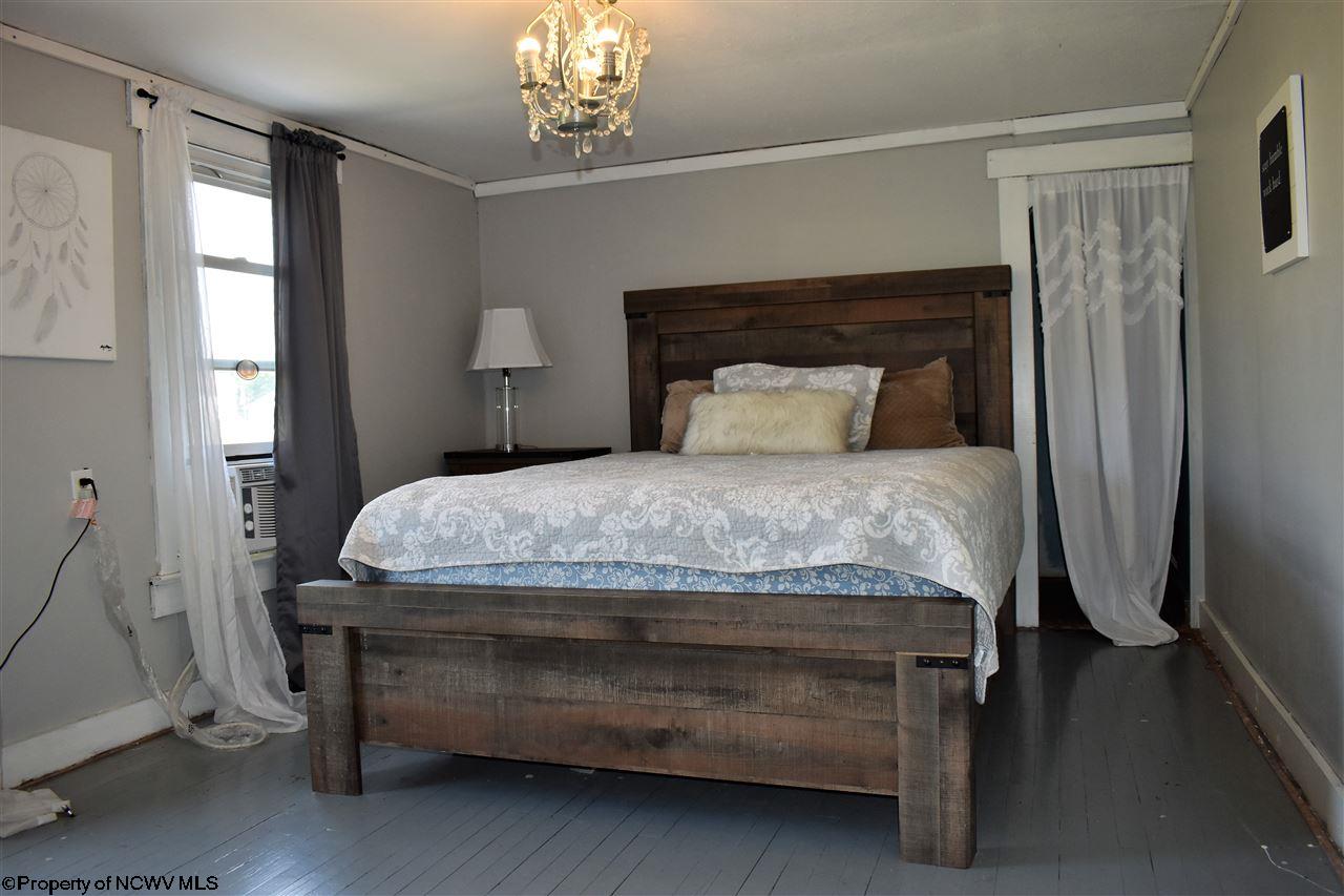 31 Davis Heights Road Maidsville, WV 26541 - Photo 8 of 19 Gallery Image 8