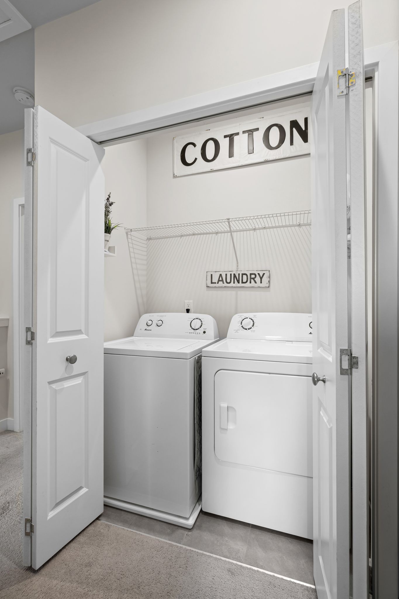 2073 Oglethorpe Drive Franklin, TN 37064 - Photo 29 of 33 a utility room with dryer and washer