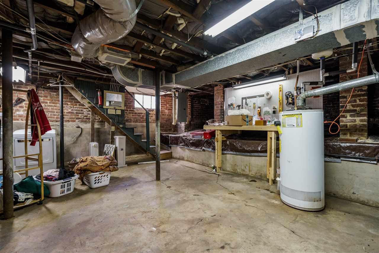 302 West Whitaker Mill Road Raleigh, NC 27608 - Photo 25 of 28 Photo 25