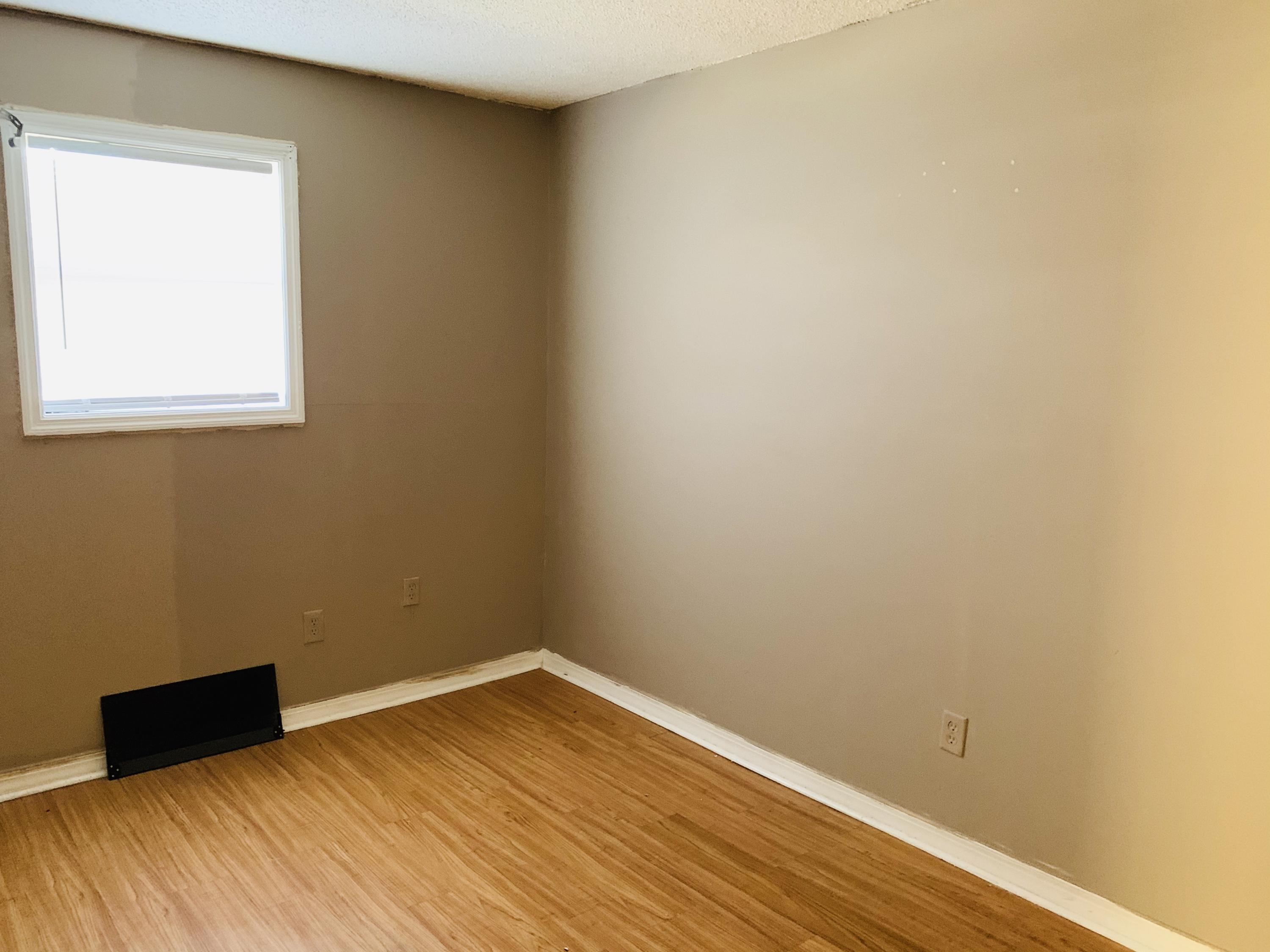 5061 Rockingham Street North Charleston, SC 29406 - Photo 6 of 14 IMG_3868