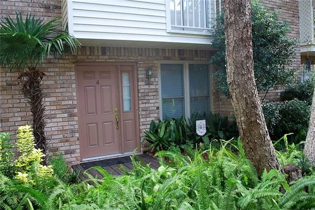 $160,000 | 1012 St Julien Drive, Unit F4, Kenner, LA 70065