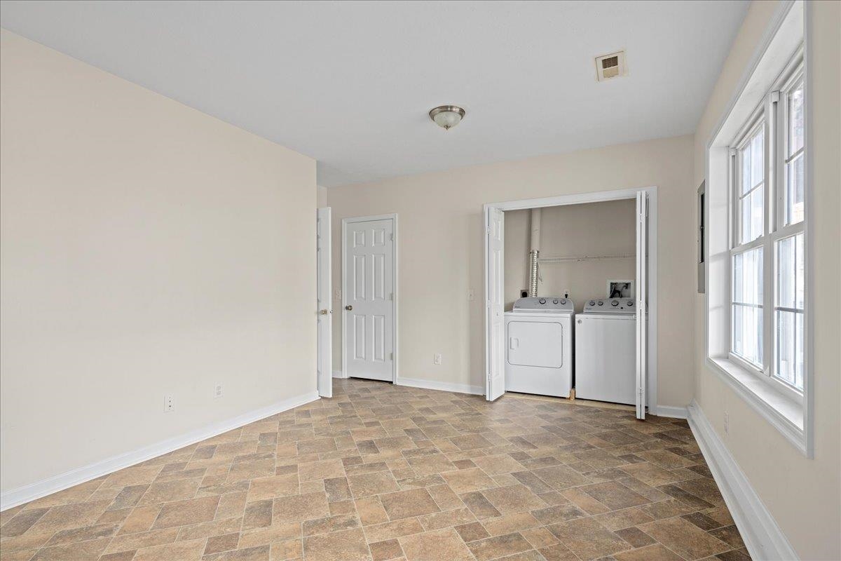 3043 Diamond Spring Lane Harrisonburg, VA 22801 - Photo 6 of 28