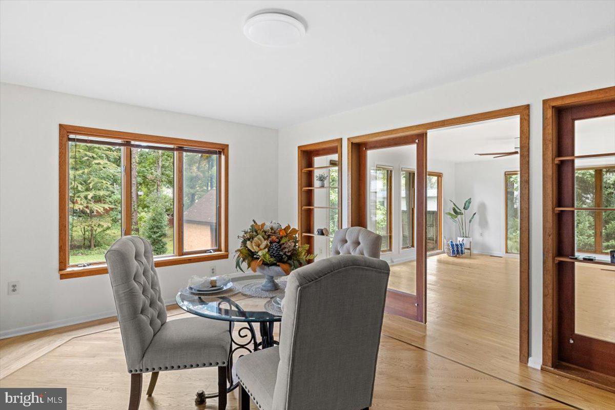8403 Aubrey Drive Manassas, VA 20111 - Photo 13 of 30 Dining area
