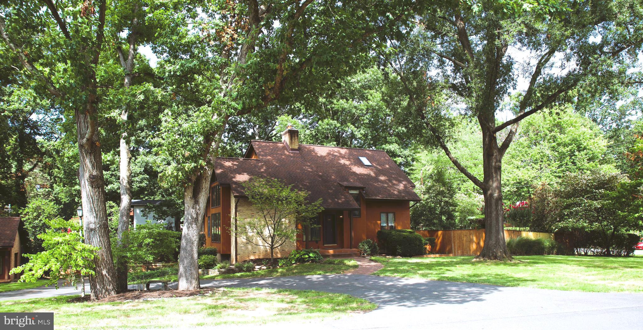 8403 Aubrey Drive Manassas, VA 20111 - Photo 3 of 30
