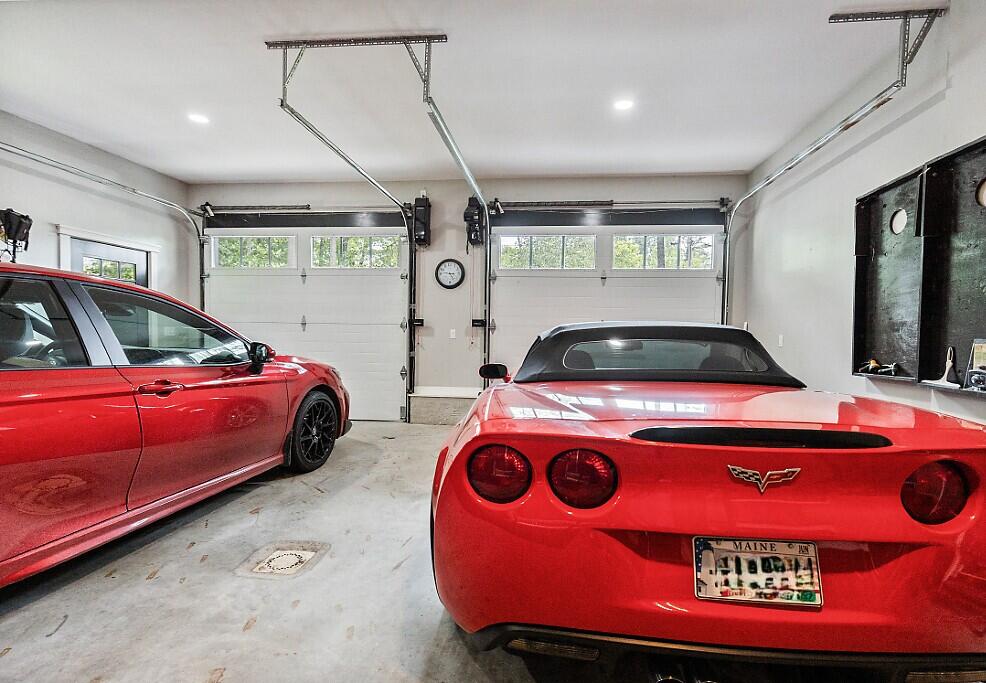 36 Riva Ridge Road Vassalboro, ME 04989 - Photo 37 of 52 Garage